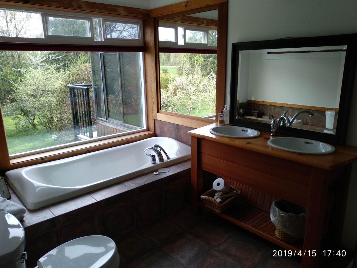Harrison Hammond House Farmstay Harrison Mills Dış mekan fotoğraf